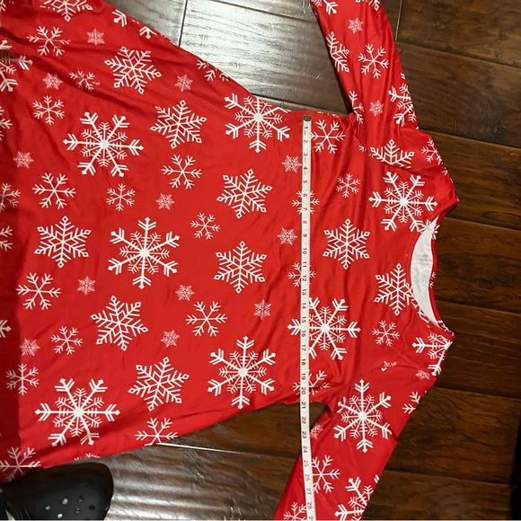 Red Snowflake Dress - Picture 5 of 7